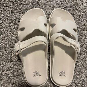 Wild Fable Cream Slide Sandals
